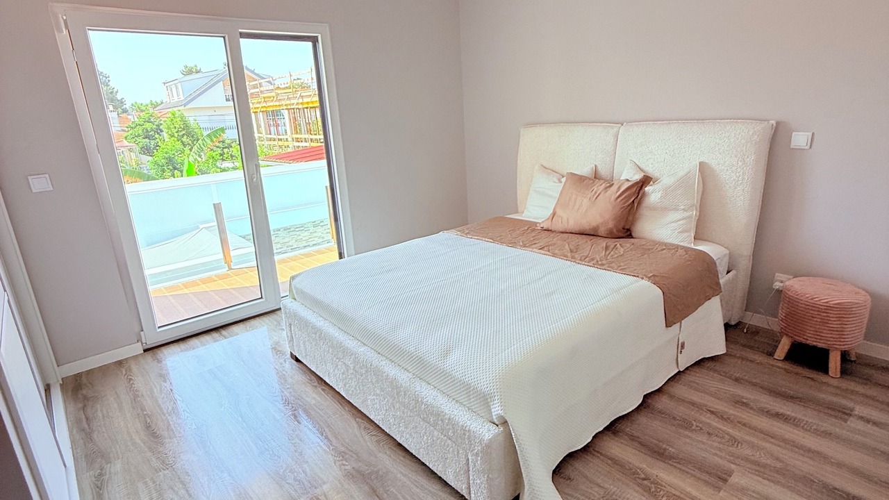 Photo of Bedroom in Seixal
