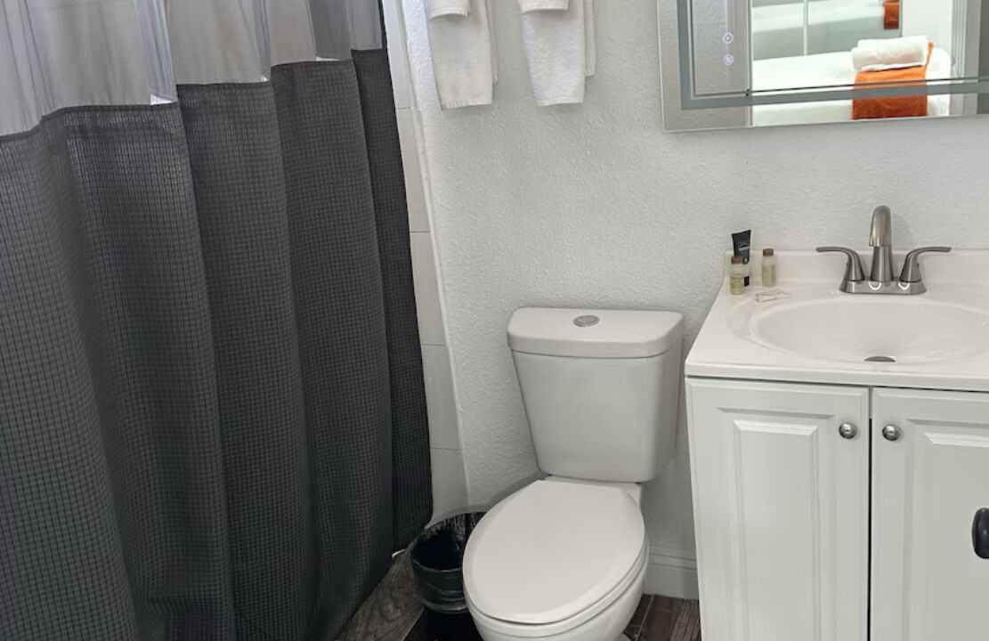Photo of Bathroom in Rancho Oakey