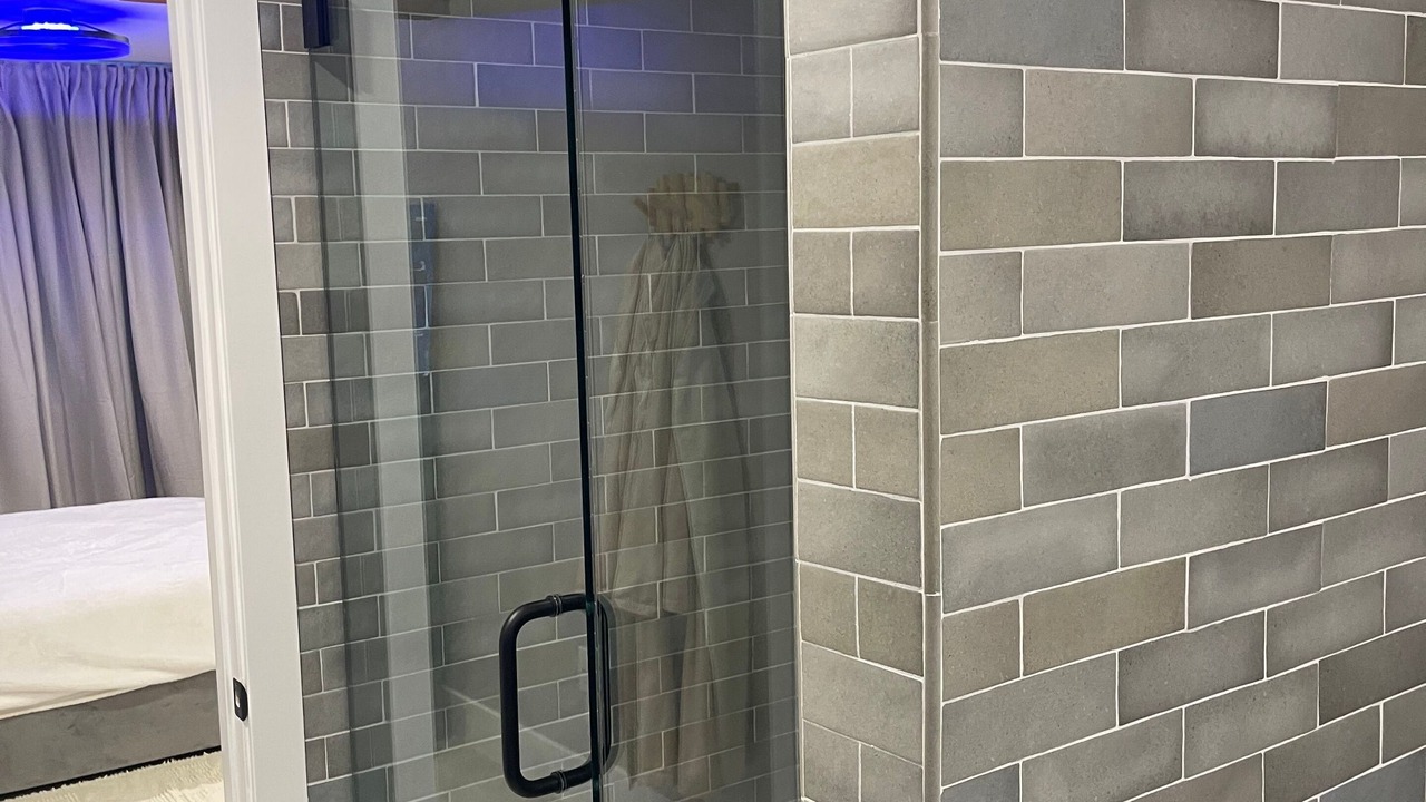 Photo of Bathroom in Green Valley Lake