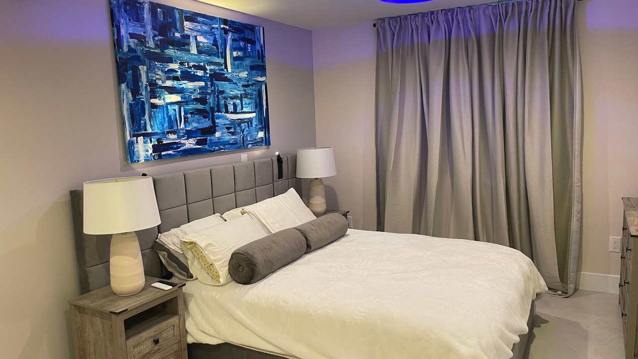 Photo of Bedroom in Green Valley Lake