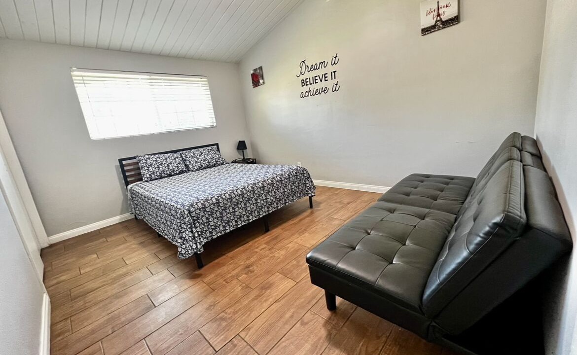 Photo of Bedroom in Bakersfield