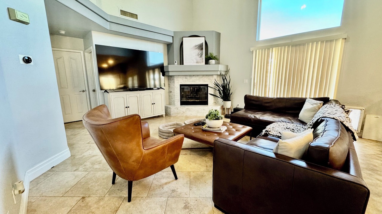 Photo of Livingroom in Northwest Area