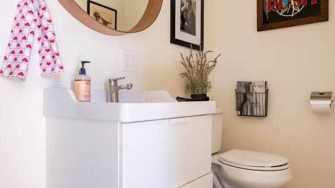 Photo of Bathroom in Landers