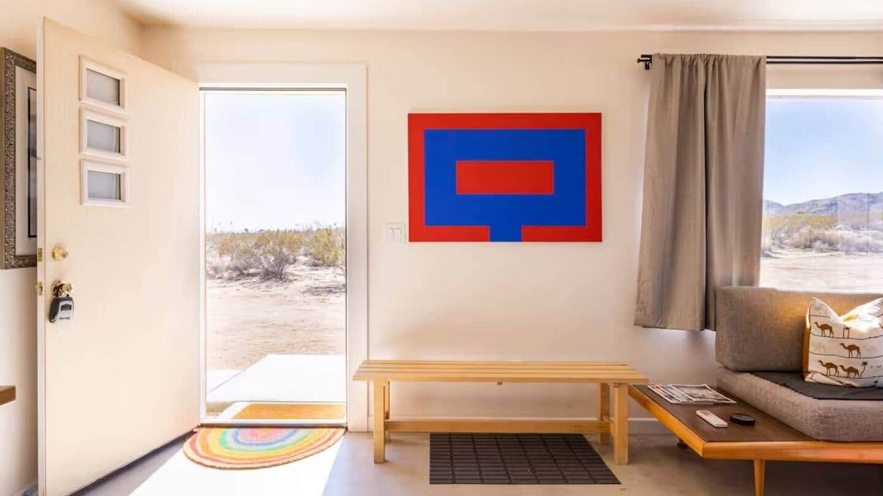 Photo of Livingroom in Landers