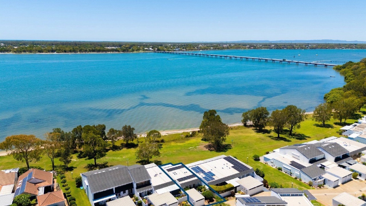 Photo of Outdoor in Sandstone Point