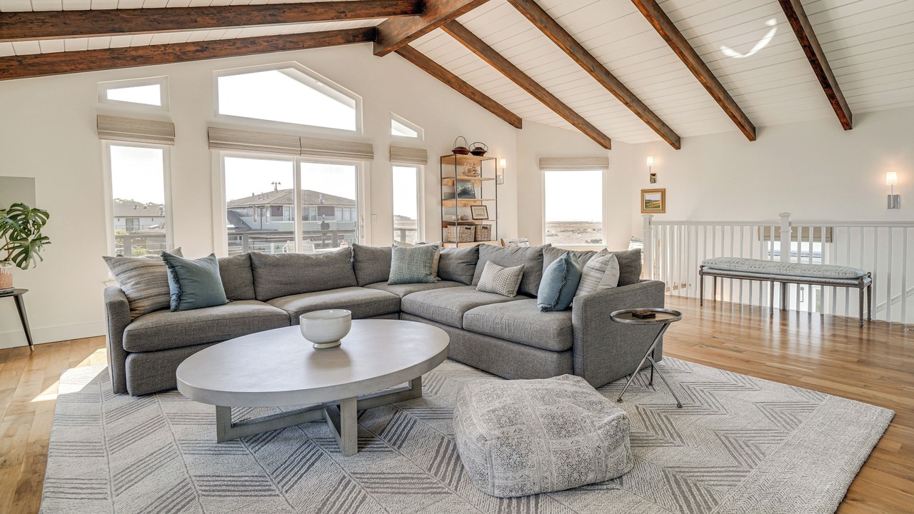 Photo of Livingroom in Half Moon Bay