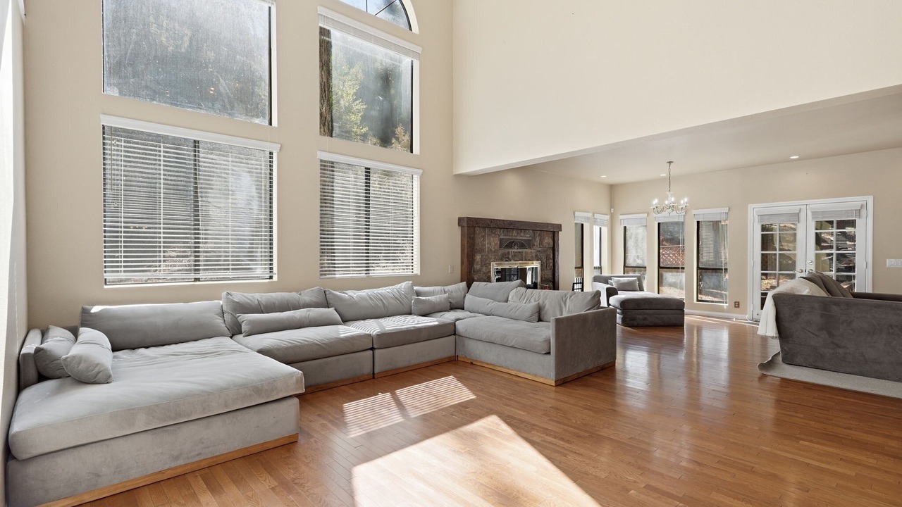Photo of Others in Pine Mountain Club