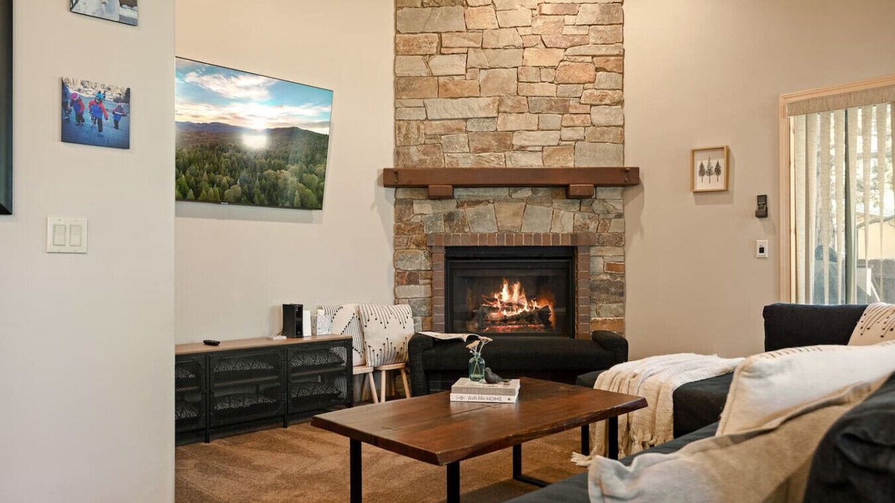 Photo of Livingroom in Woodlands