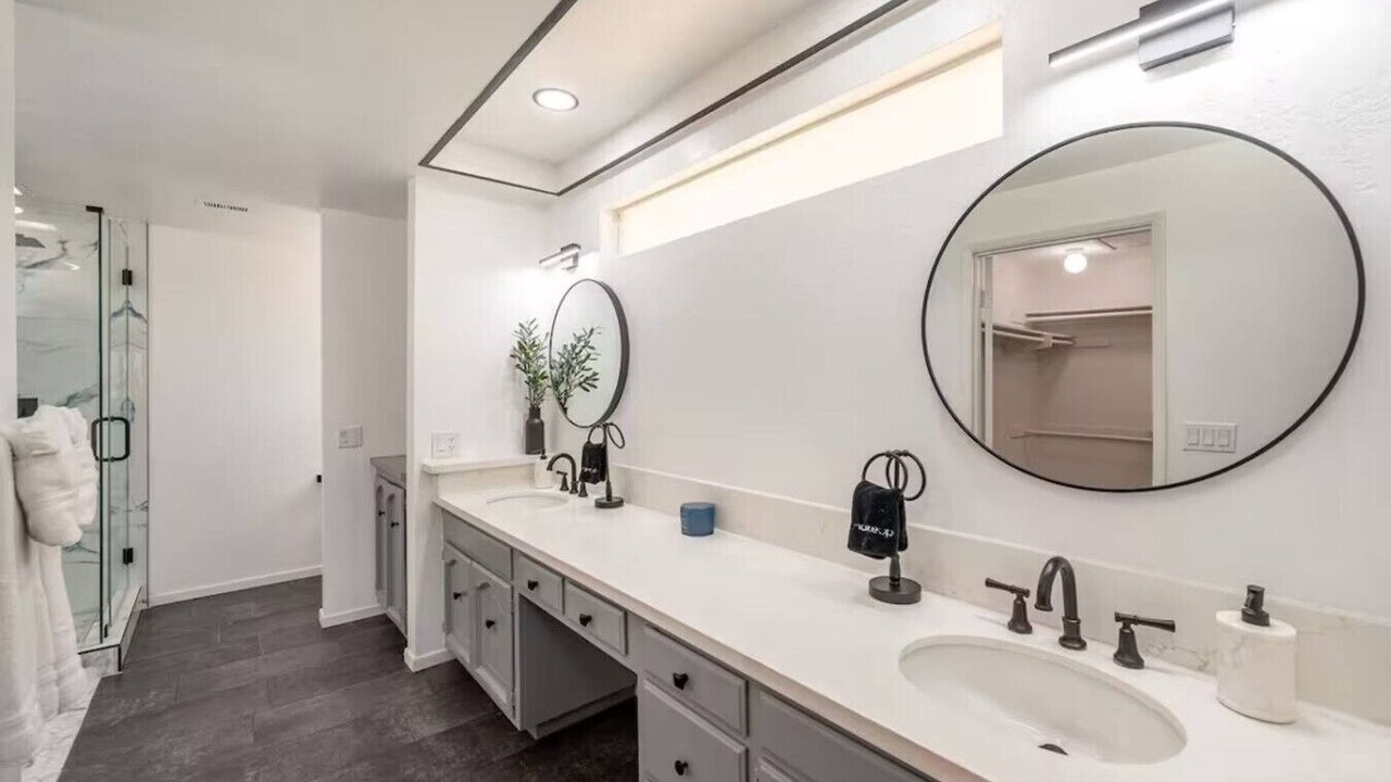 Photo of Bathroom in Valley Center