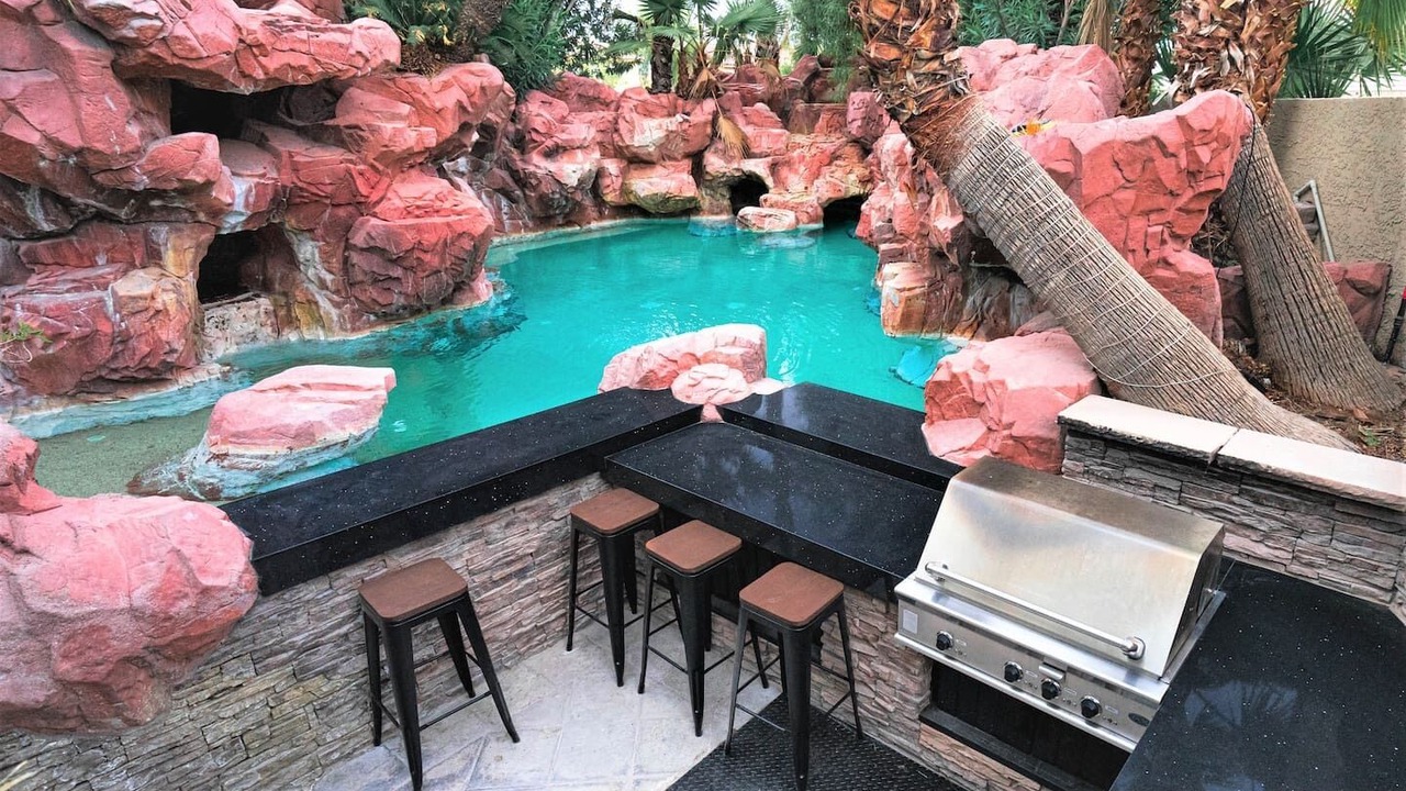 Photo of Outdoor in Spring Valley