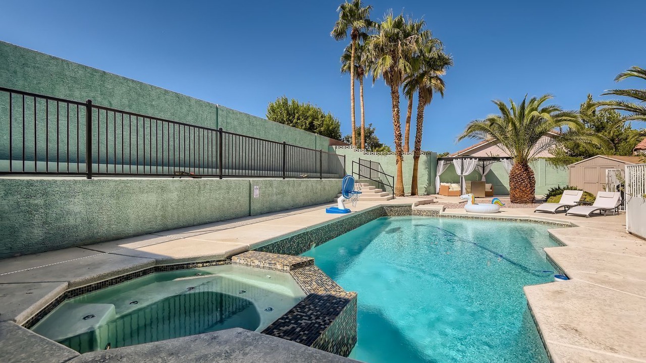 Photo of Outdoor in Canyon Gate