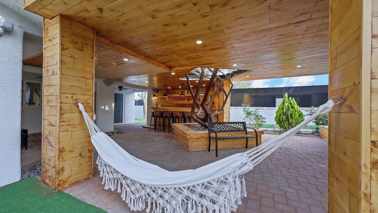 Photo of Outdoor in Spring Valley