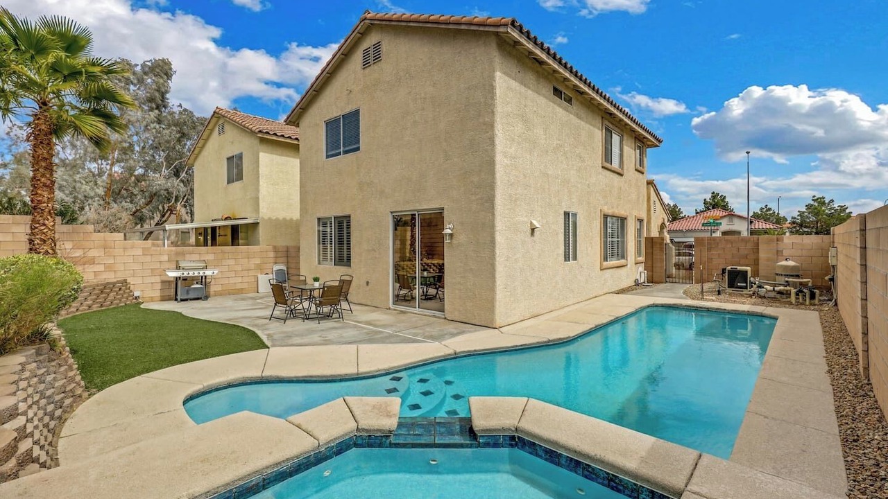Photo of Outdoor in Spring Valley