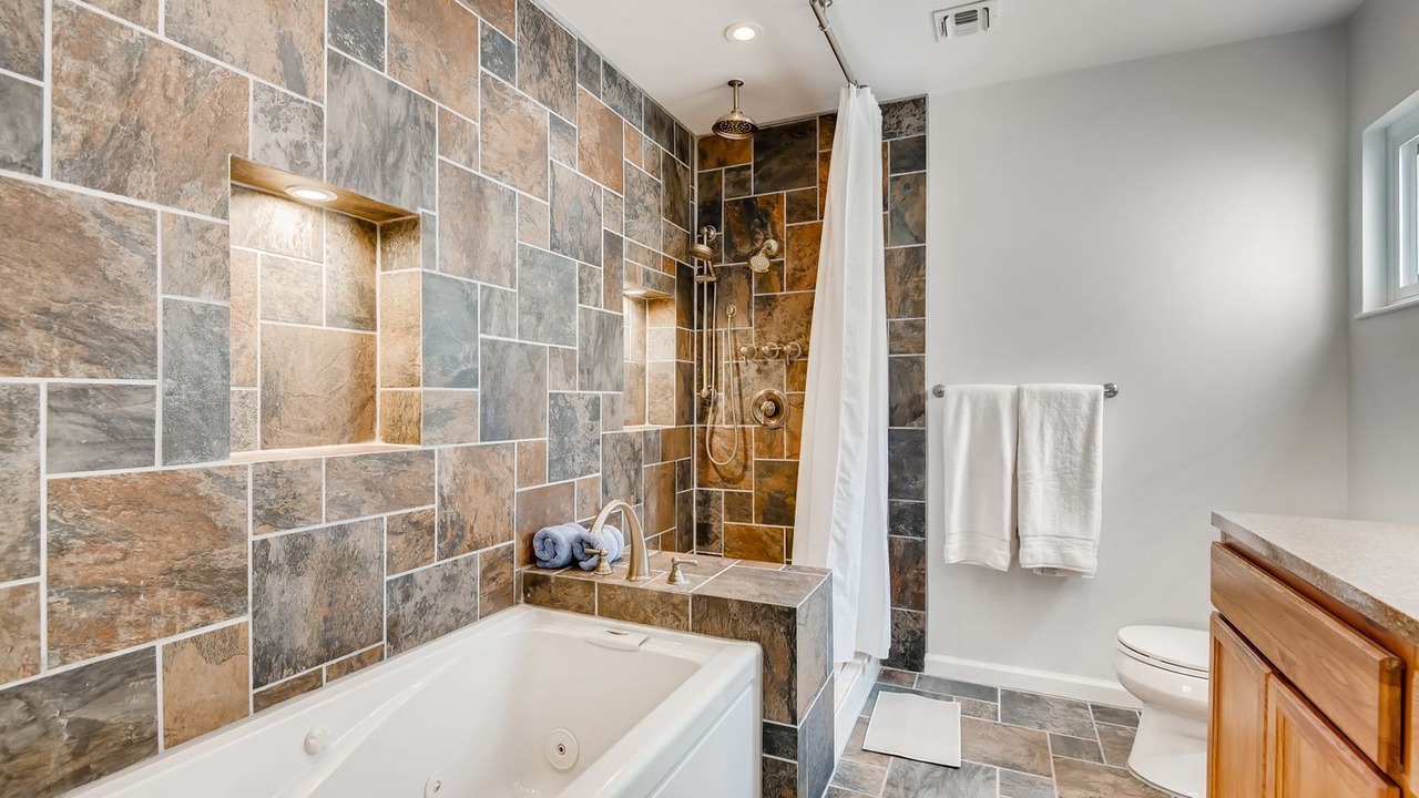 Photo of Bathroom in Charleston Preservation