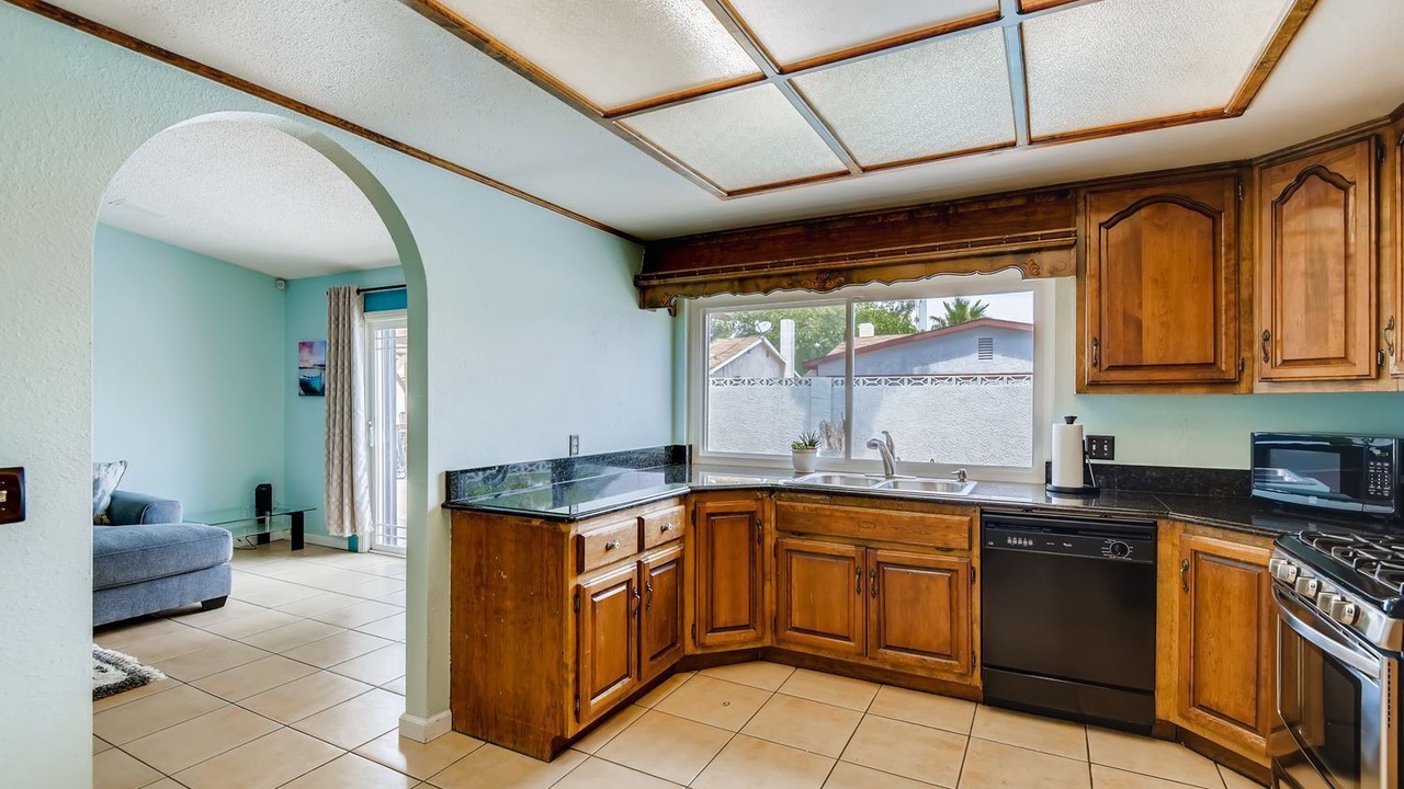 Photo of Kitchen in Charleston Preservation
