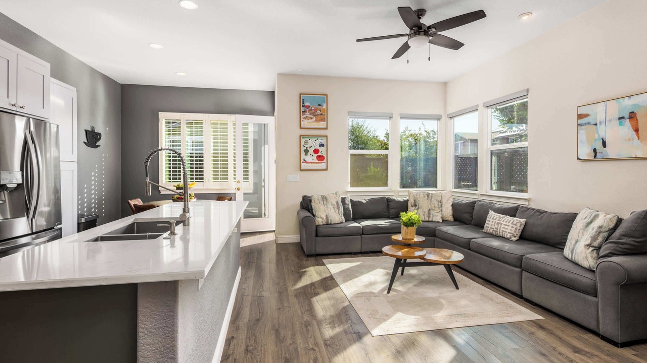 Photo of Livingroom in Windsor