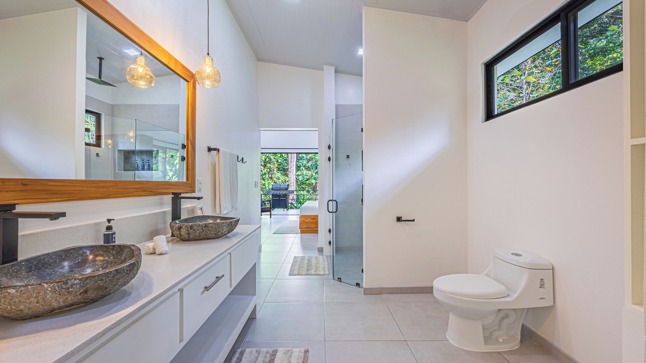 Photo of Bathroom in Uvita