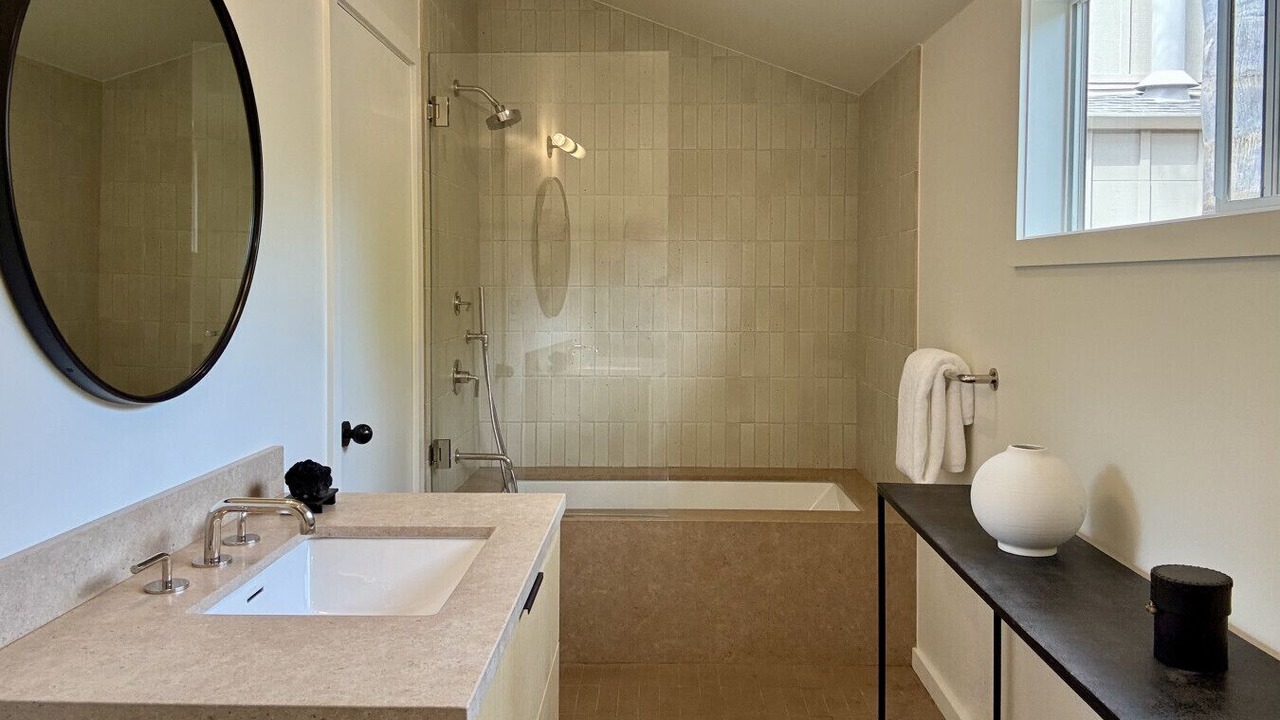 Photo of Bathroom in Carpinteria
