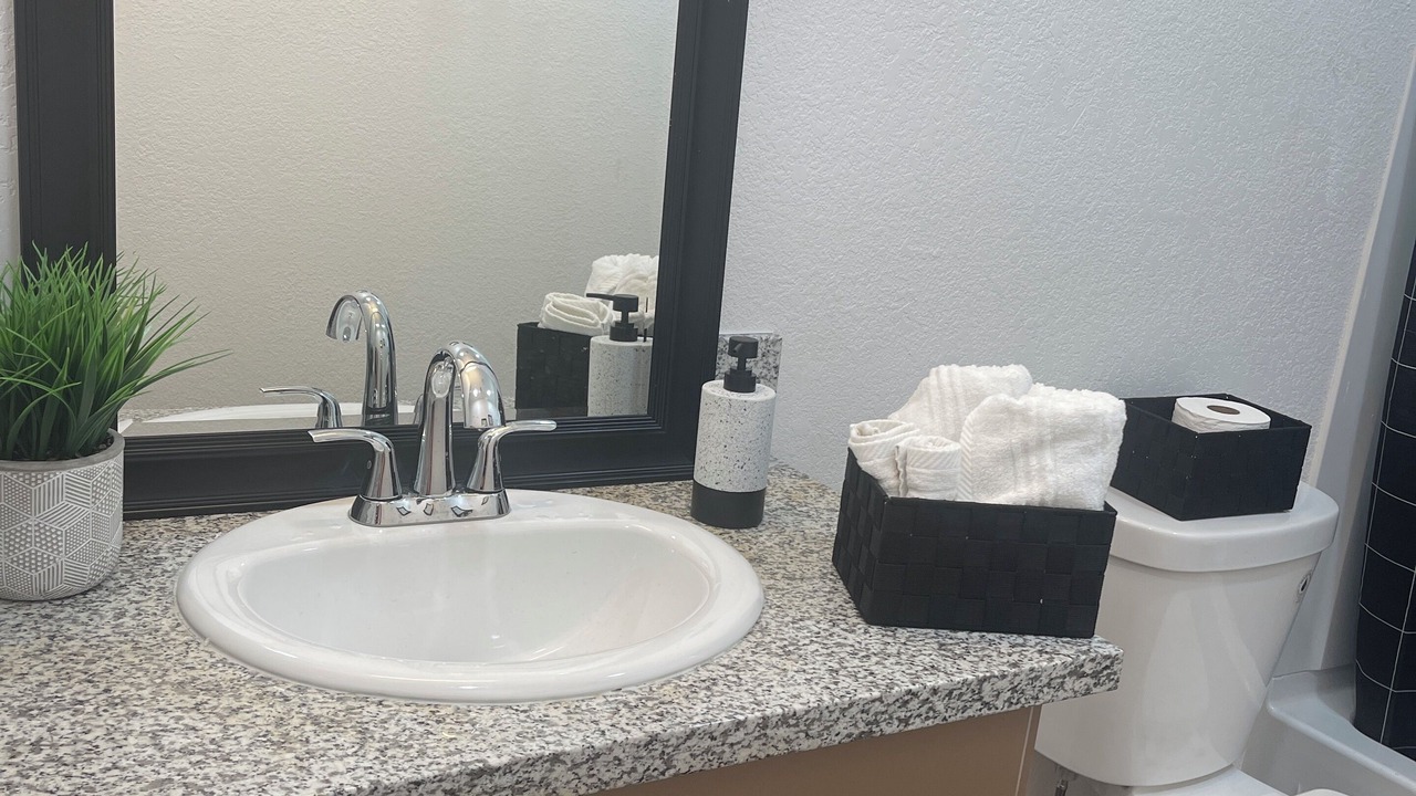 Photo of Bathroom in Orange Cove