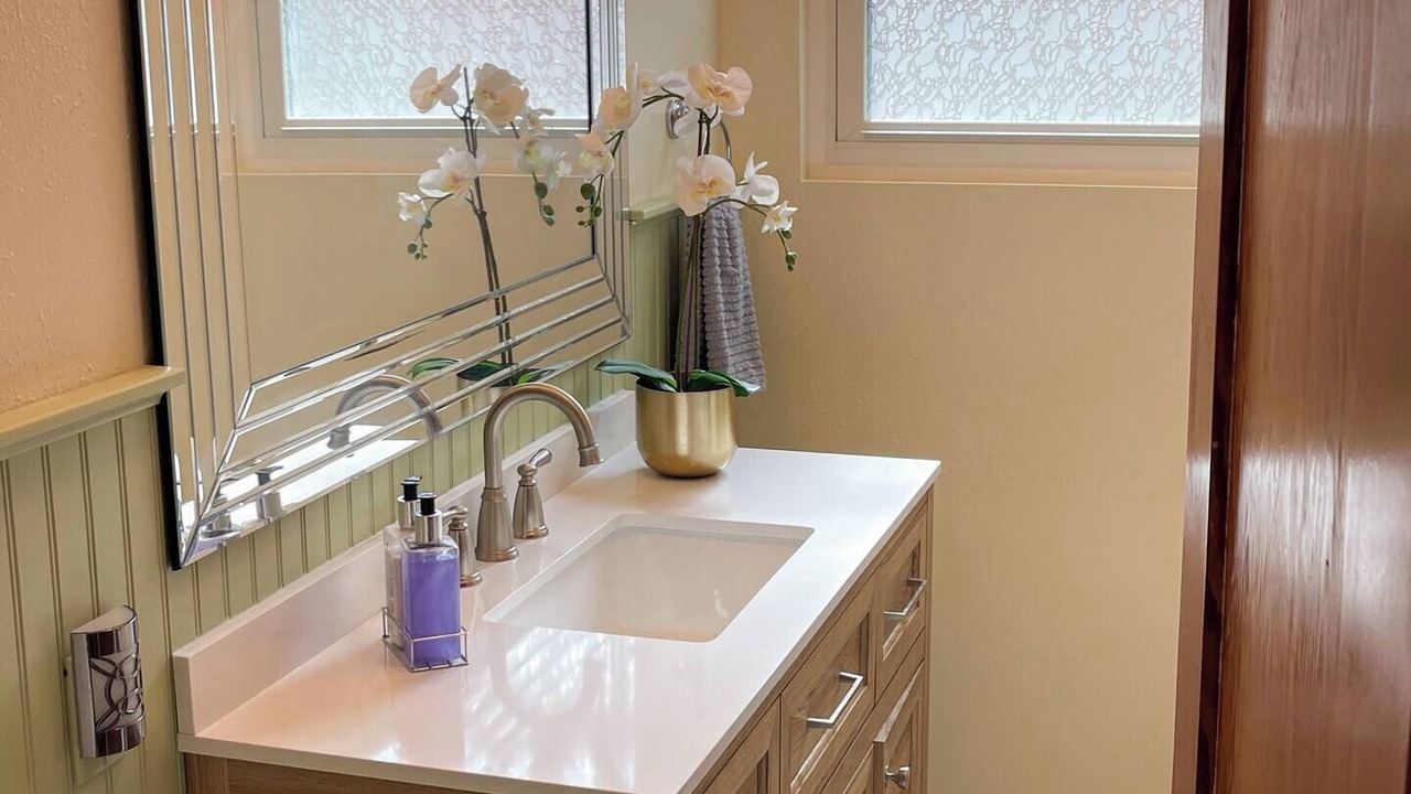 Photo of Bathroom in Northwest San Pedro