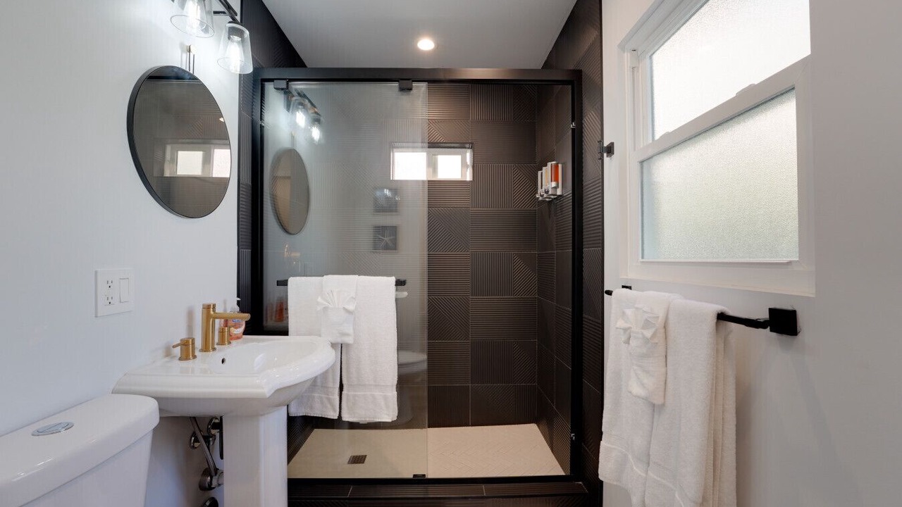 Photo of Bathroom in Roseville - Fleet Ridge