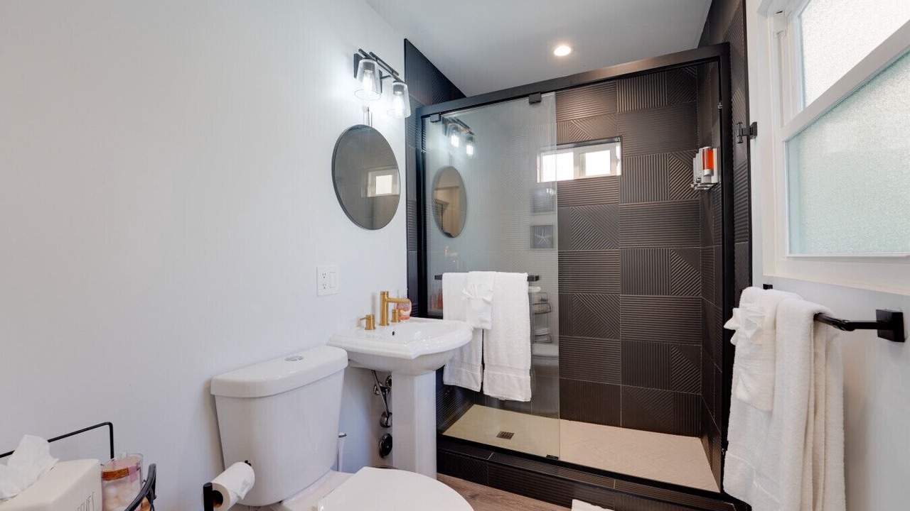 Photo of Bathroom in Roseville - Fleet Ridge