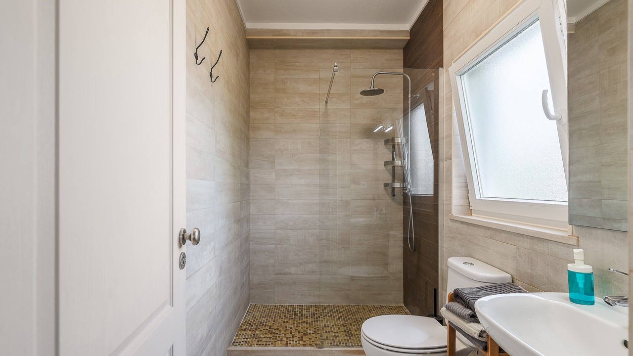 Photo of Bathroom in Palhais