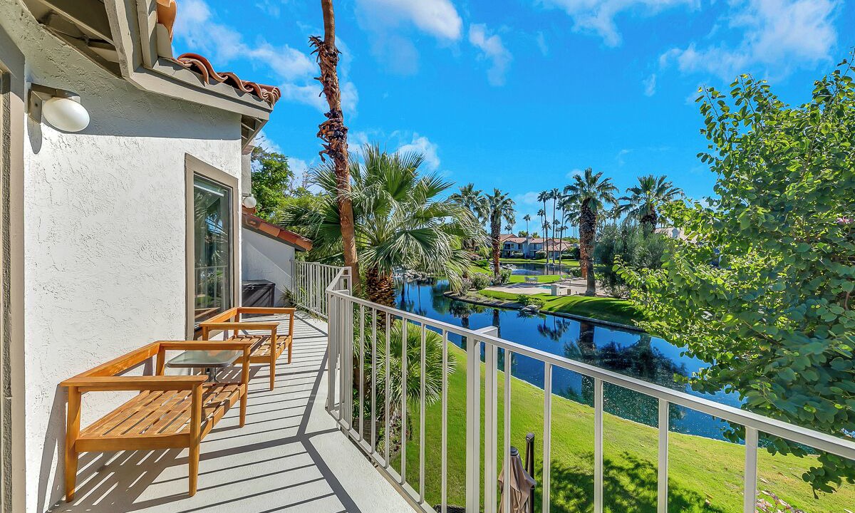 Photo of Patio Balcony in La Quinta