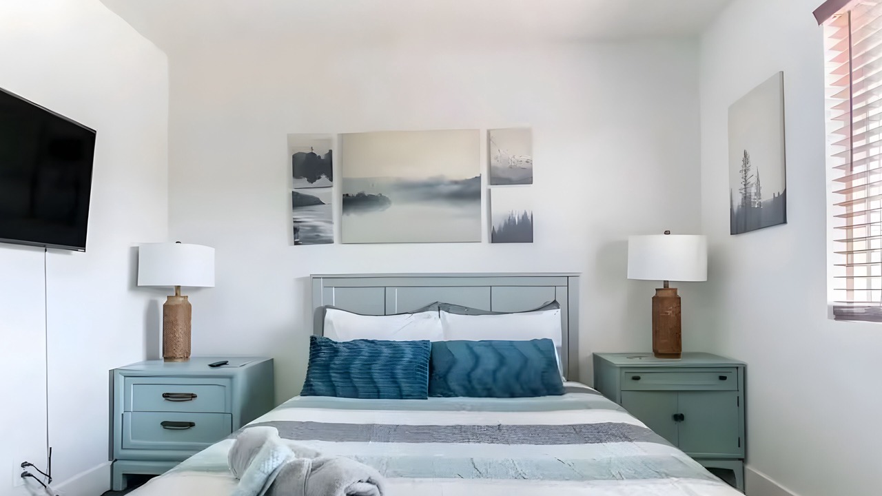 Photo of Bedroom in Spring Valley