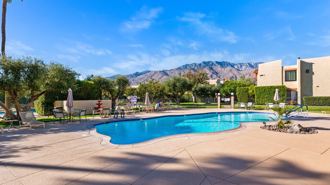 Photo of Outdoor in Sunrise Vista Chino