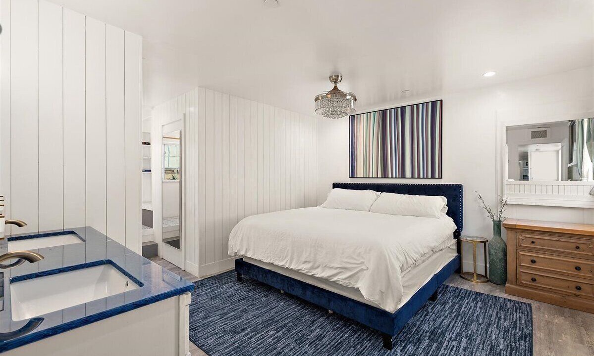 Photo of Bedroom in West Newport