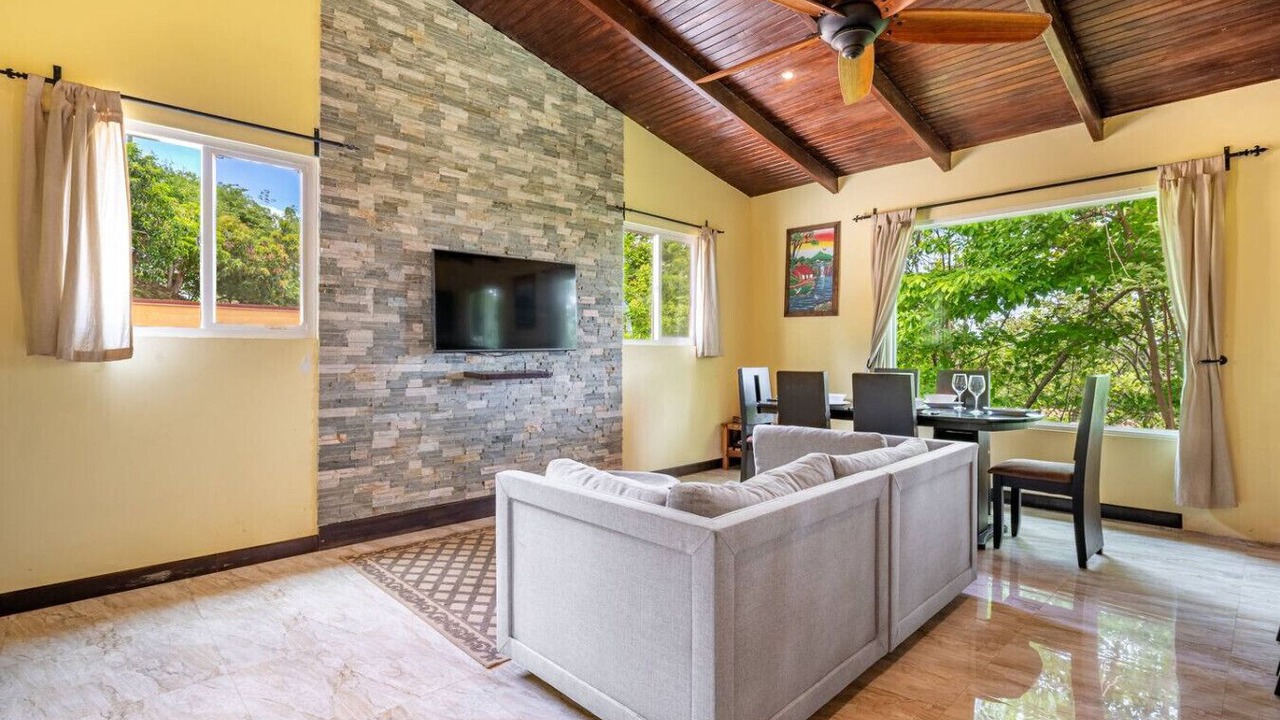 Photo of Livingroom in Tamarindo