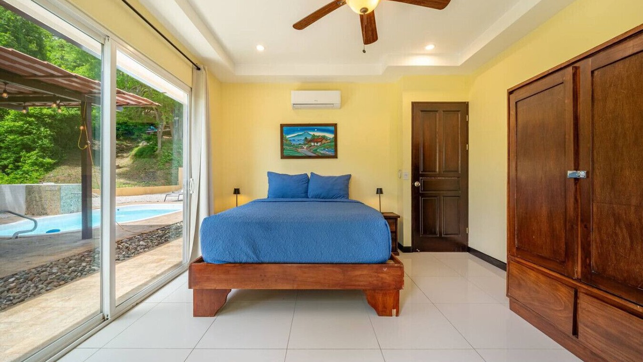Photo of Bedroom in Tamarindo