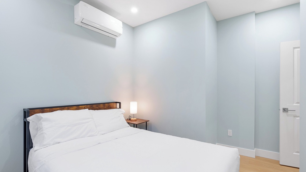 Photo of Bedroom in Fraserview