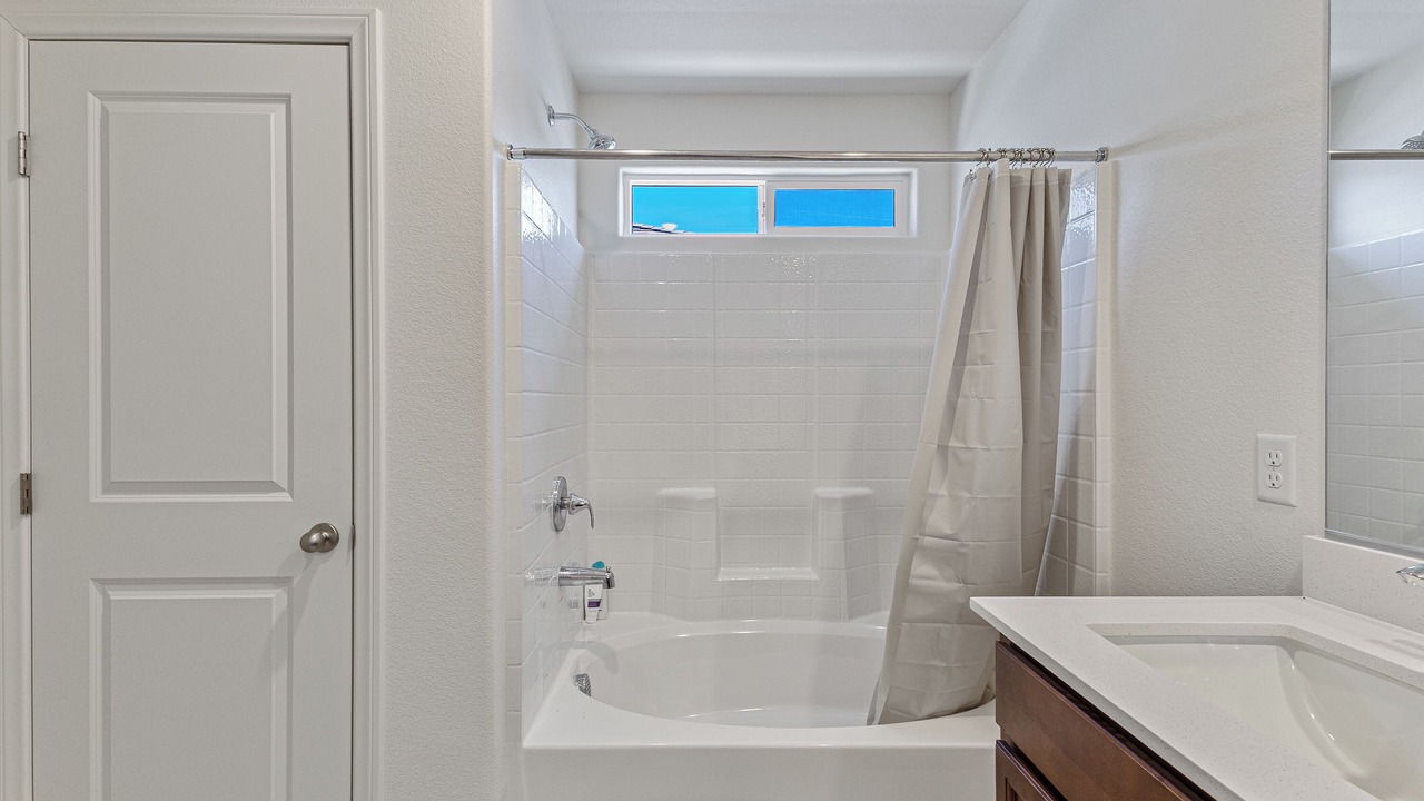Photo of Bathroom in Rhodes Ranch