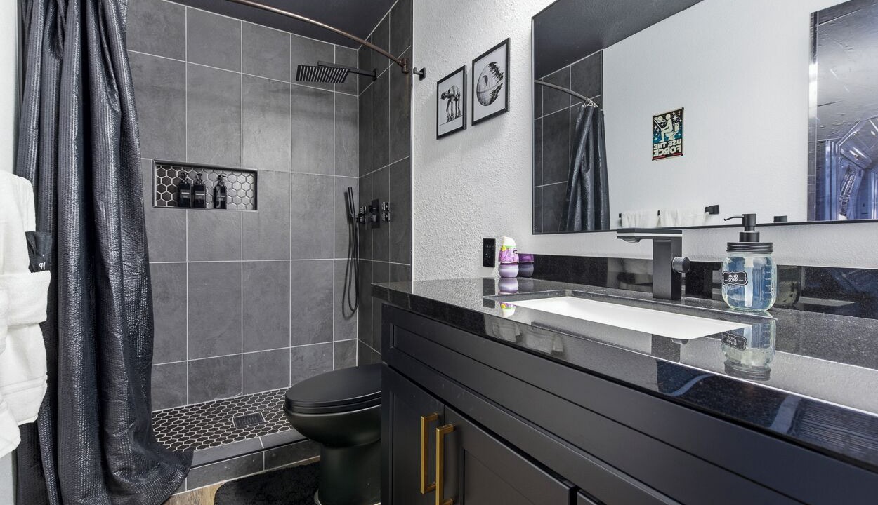 Photo of Bathroom in North Las Vegas