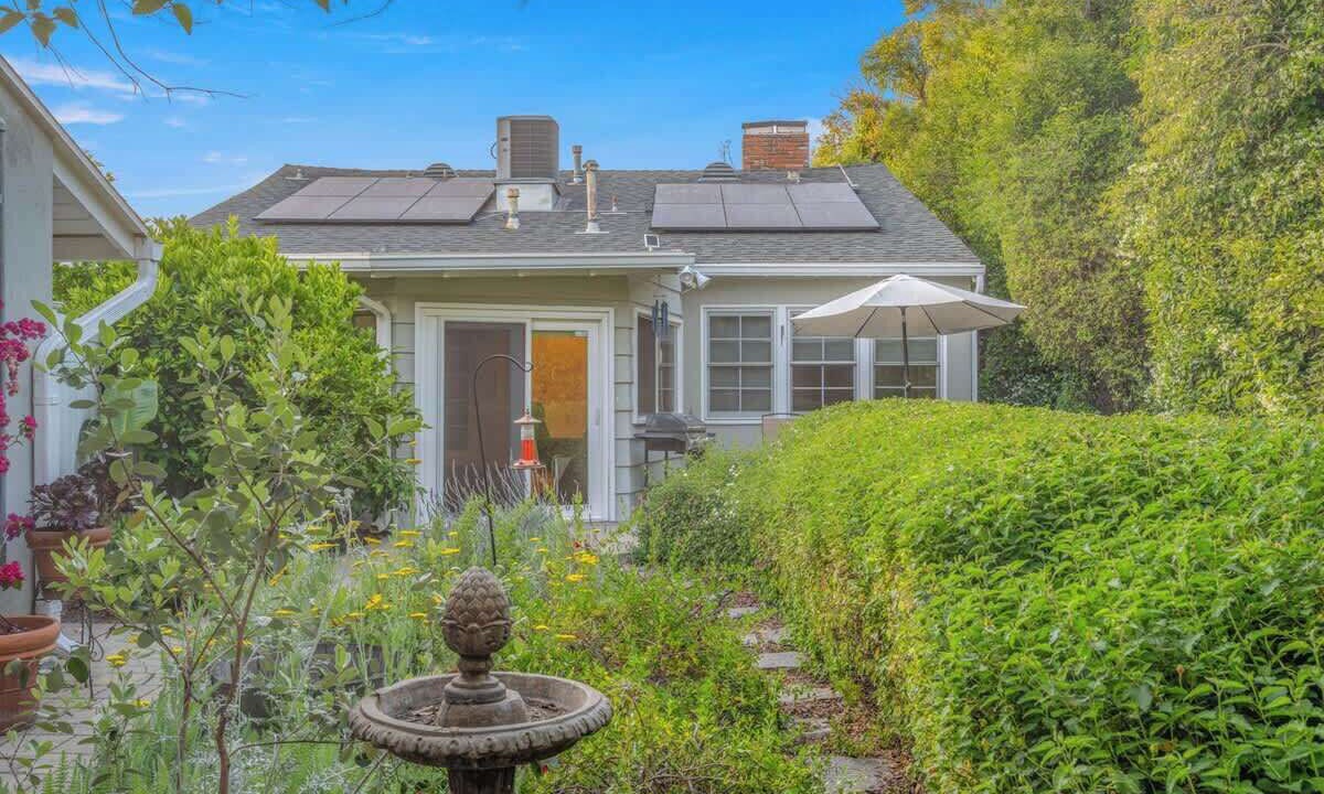 Photo of Outdoor in Van Nuys