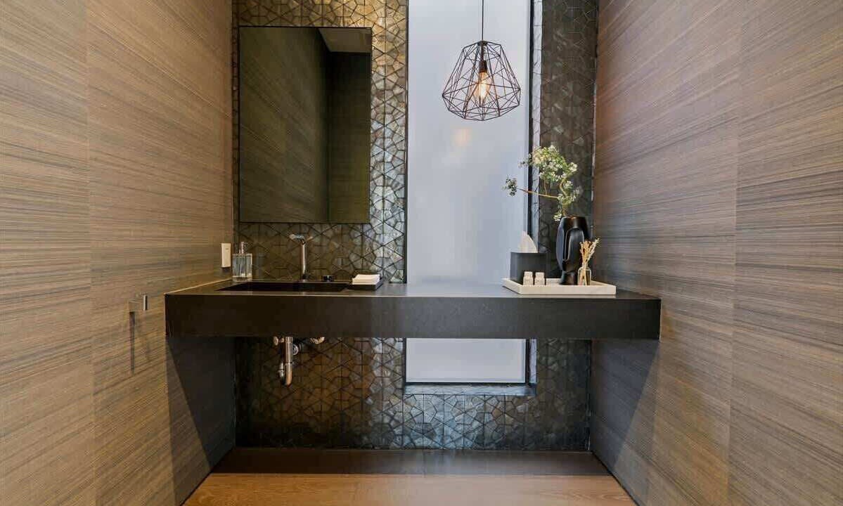 Photo of Bathroom in Beverly Grove