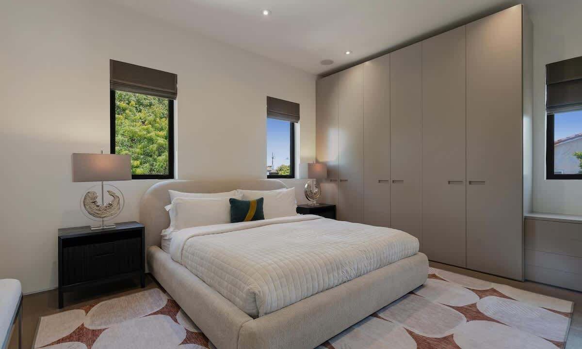 Photo of Bedroom in Beverly Grove