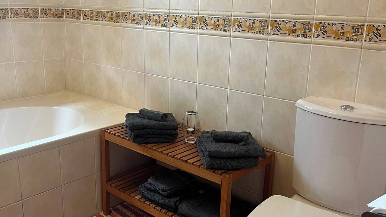 Photo of Bathroom in Tabua