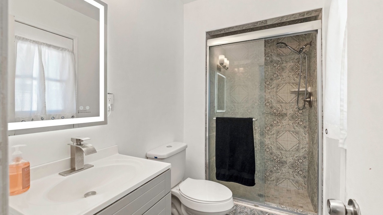 Photo of Bathroom in Pumpkin Center