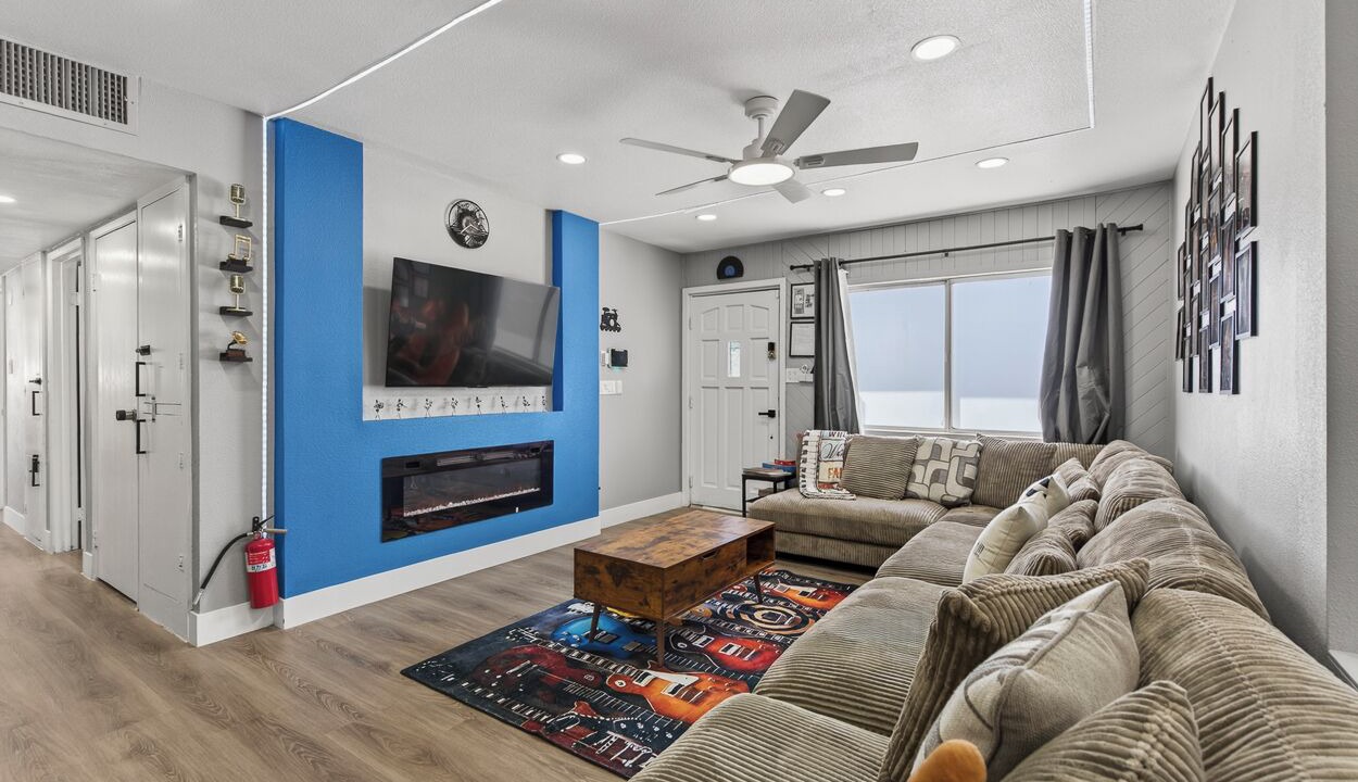 Photo of Livingroom in North Las Vegas