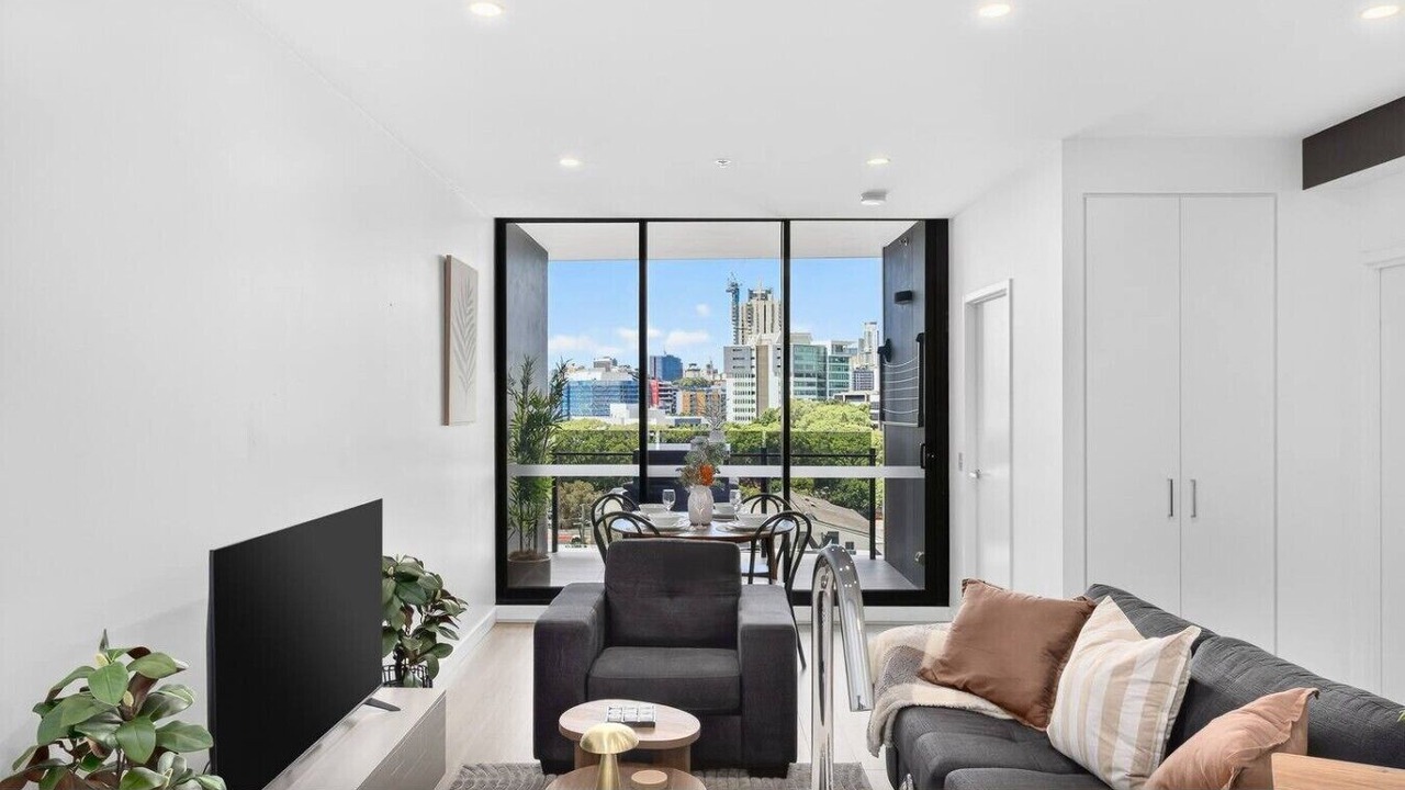 Photo of Livingroom in Milton