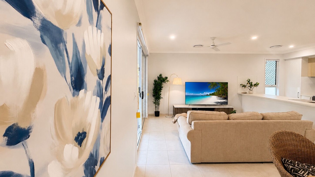 Photo of Livingroom in Warner
