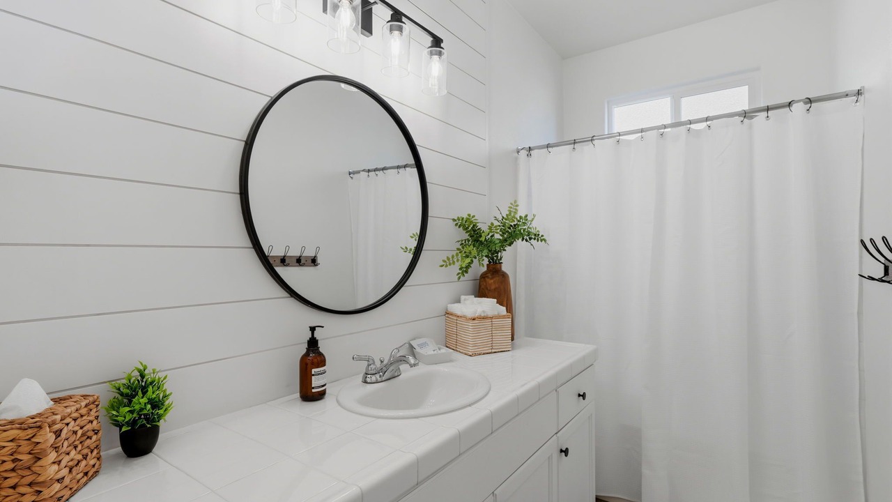 Photo of Bathroom in Visalia