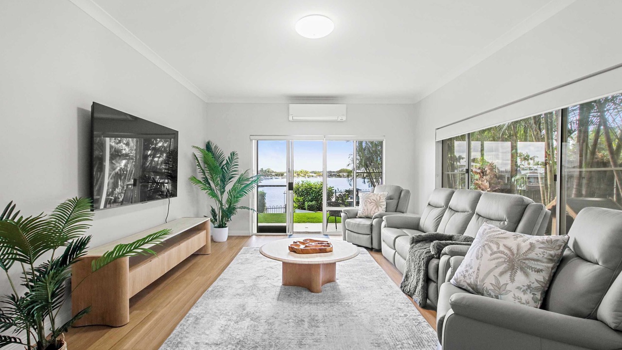 Photo of Others in Banksia Beach
