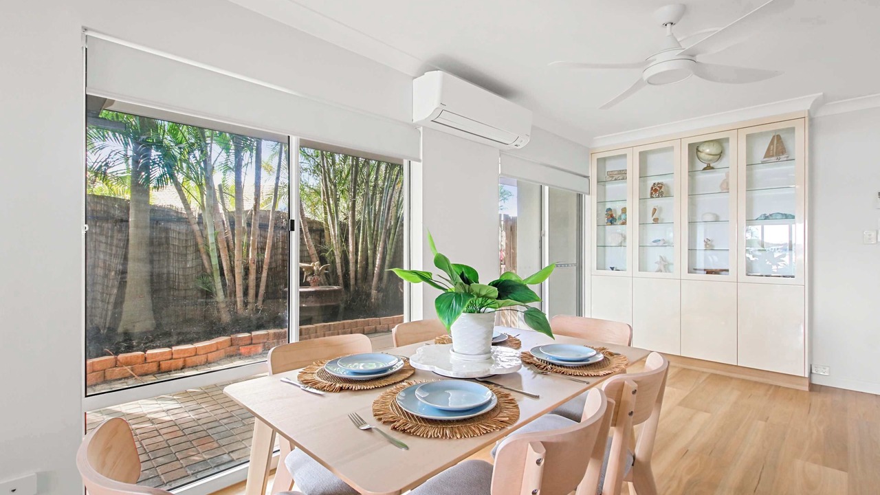Photo of Others in Banksia Beach
