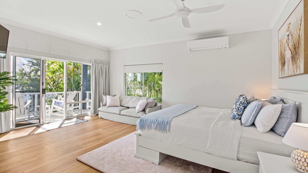 Photo of Others in Banksia Beach