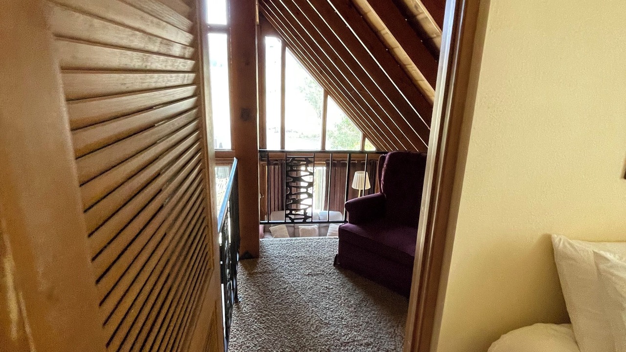 Photo of Bedroom in Frazier Park