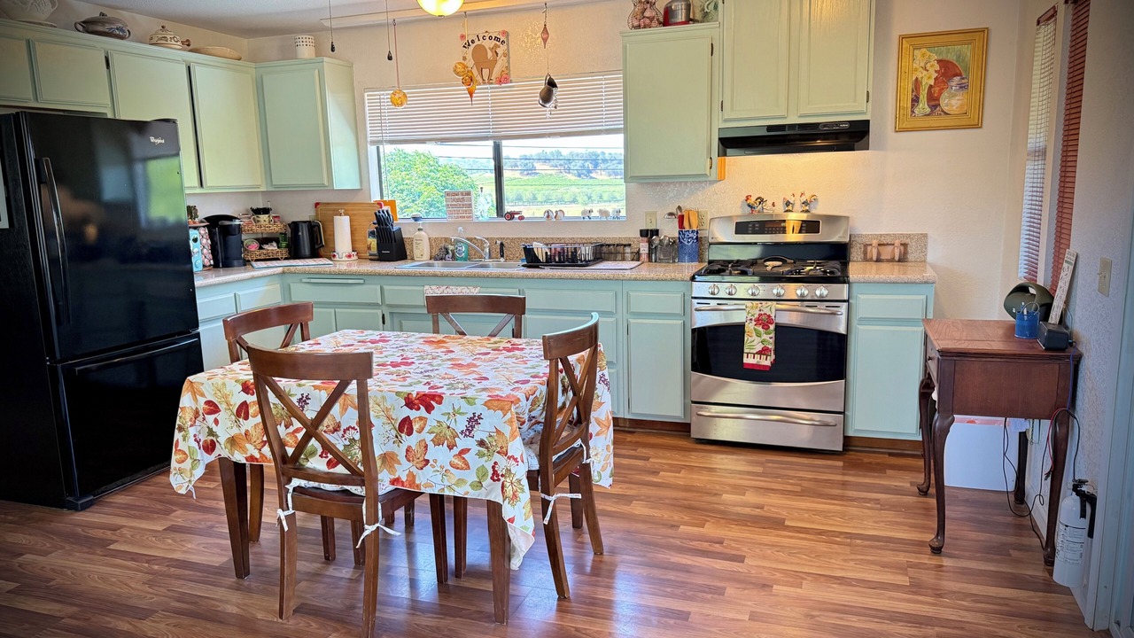 Photo of Kitchen in Ramona